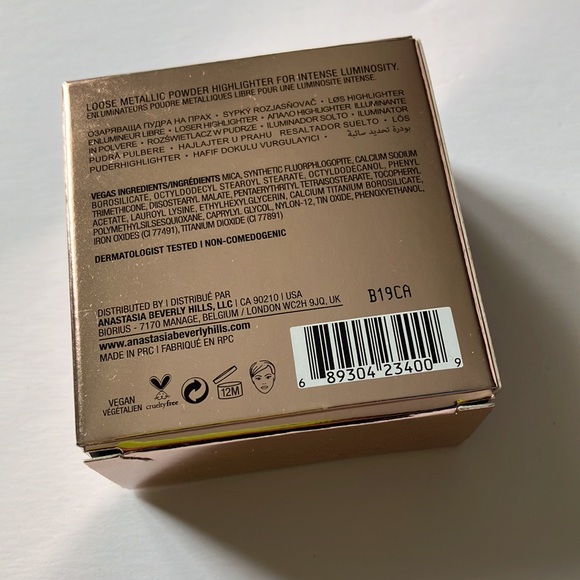 Anastasia Loose Metallic Powder Highlighter Vegas 6g/ 0.21 oz - Picture 3 of 5